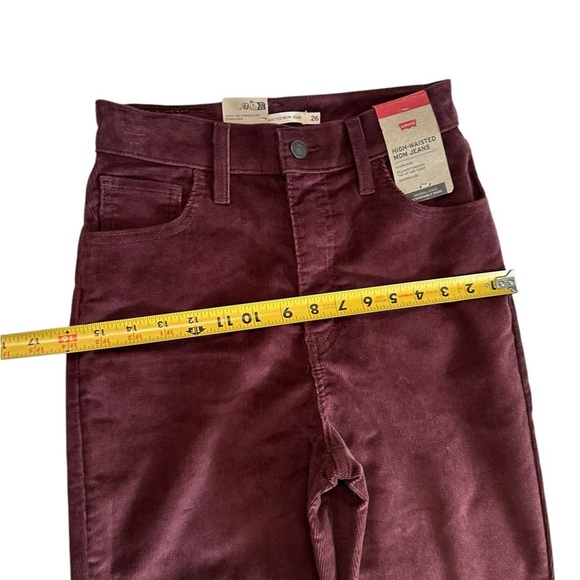 Levi's High Waisted High Rise Relaxed Mom Jean Size 26 NWT - Picture 7 of 17